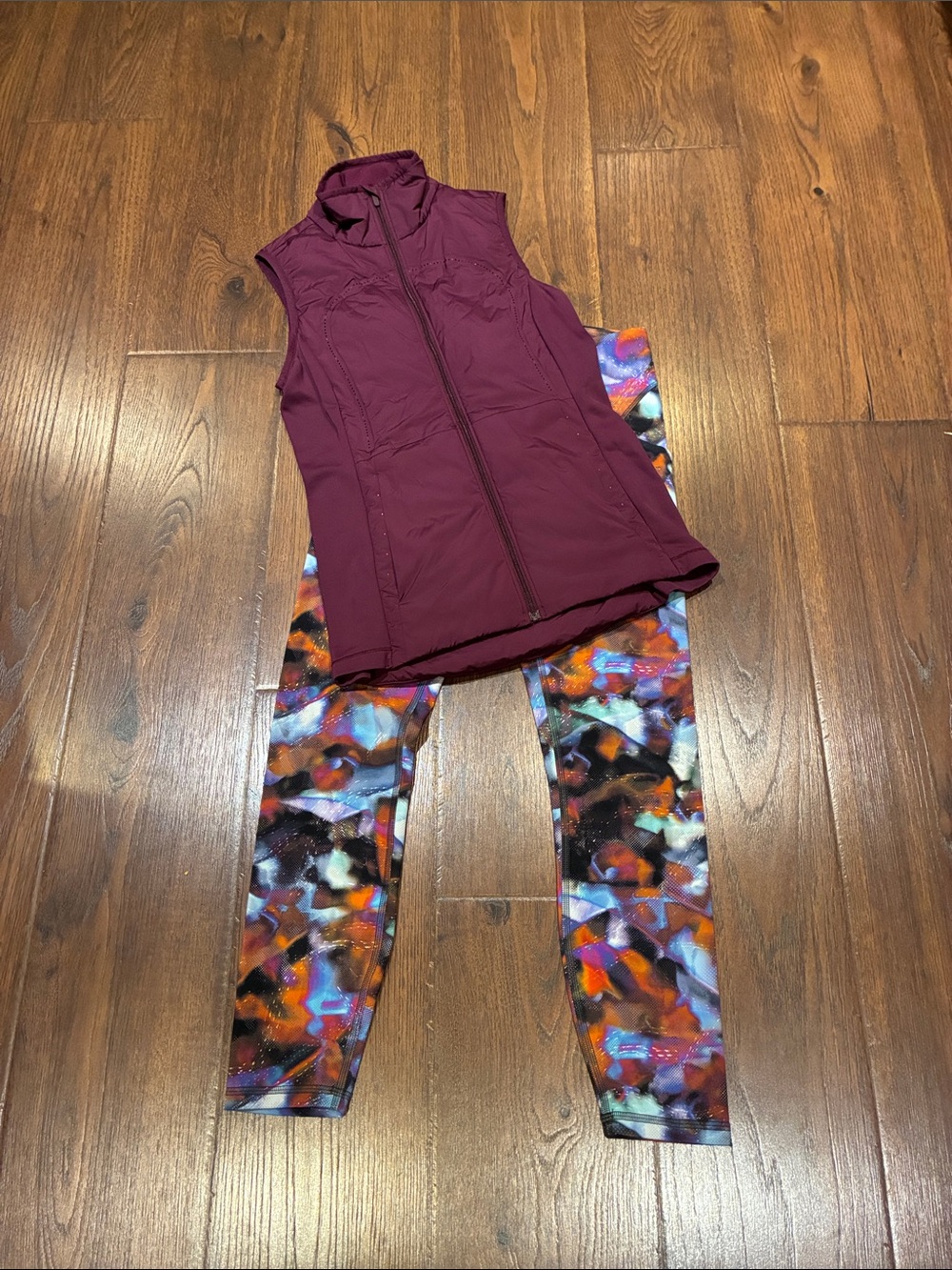 lululemon athletica Burgundy Vest with Multicolor Abstract Leggings